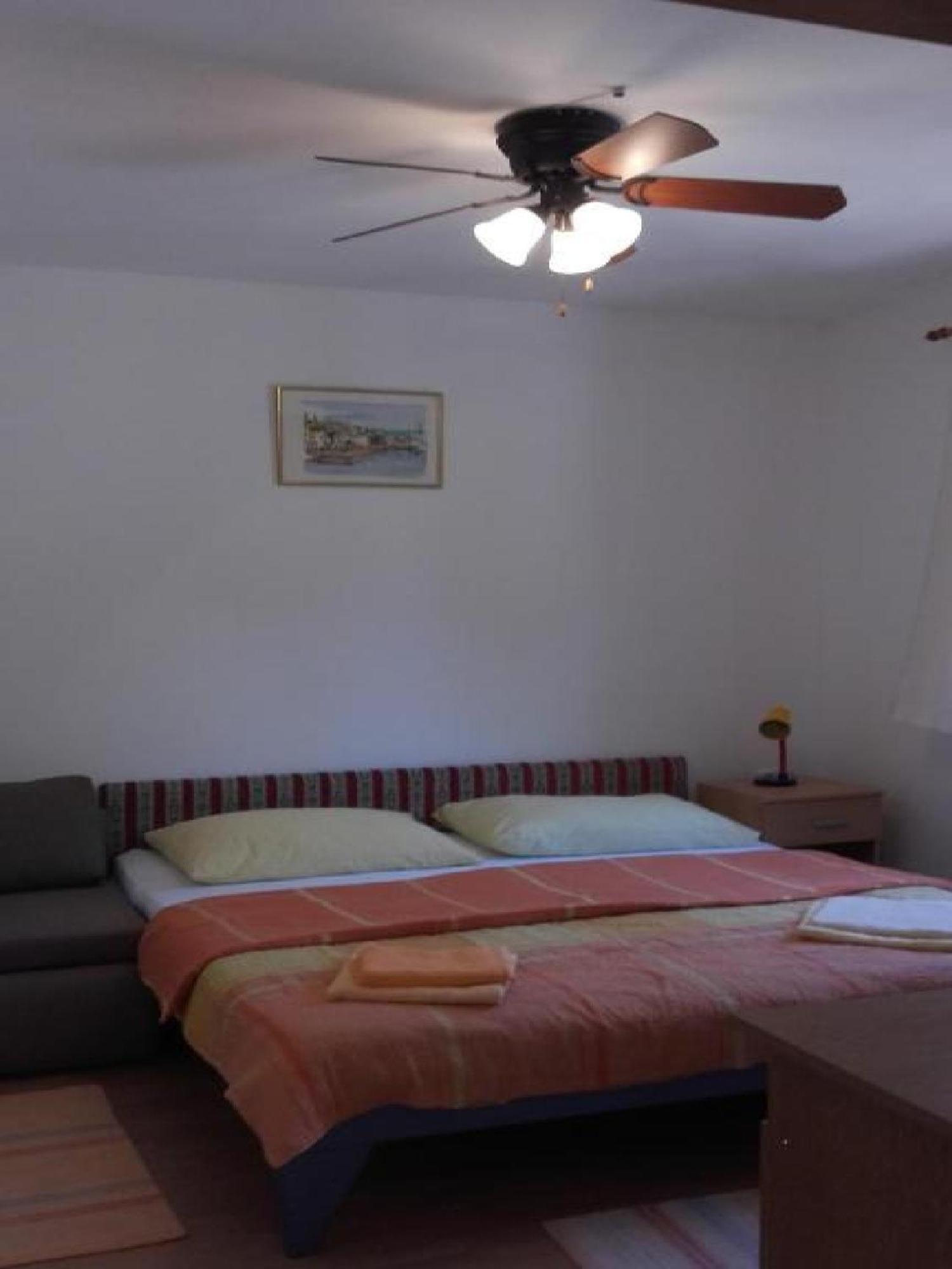 Apartments Smilje I Maslina Gornji Karin Quarto foto
