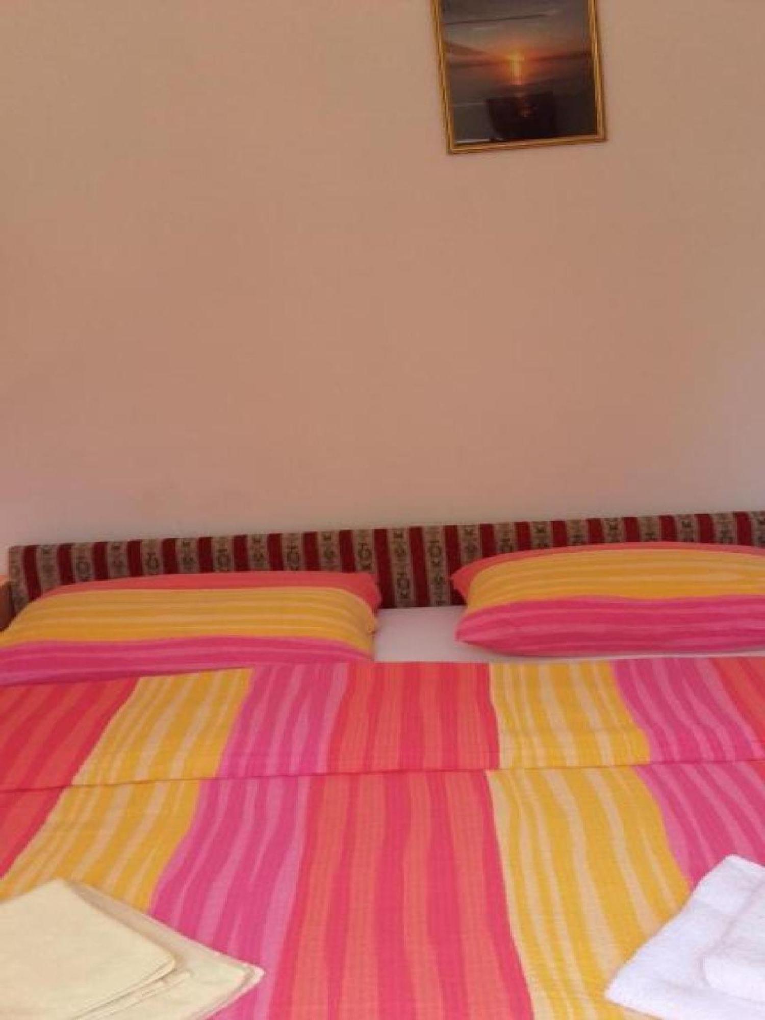 Apartments Smilje I Maslina Gornji Karin Quarto foto